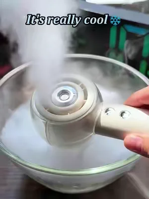 Someone on TikTok messed up… this portable fan is worth it 😳 #DealsForYouDays #SummerVibes #summermusthaves #handheldfan #portablefan 