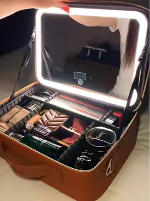 #makeupbag #travelbag #makeupmirror #beauty #bag 