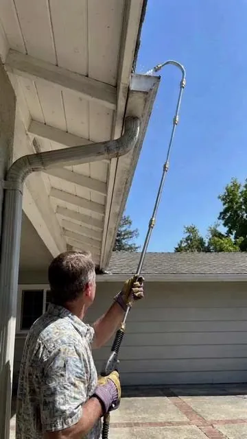 If tall jobs are scary or annoying, this kit makes them easy. Drop a if you need this! Link in bio. #PressureWasher #extensions #HouseWashing #PressureWasherAccessorie#OutdoorCleaning