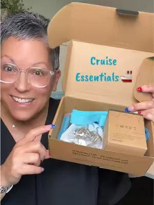 Cruise essentials!🚢#cruisemusthaves #cruiseessentials 