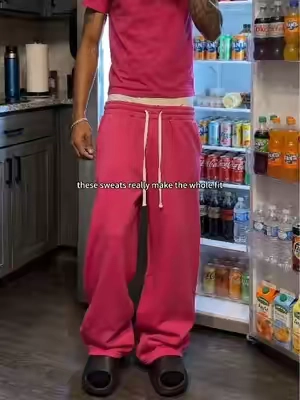 good sweatpants are really about the fit  #sweatpants #baggysweats #streetwear #pinksweats #fyp