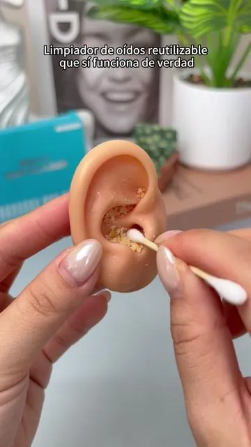 Limpiador adhesivo de cera de oído#earwaxremoval #earwaxremovaltool #earcleaning #fyp #earswab 
