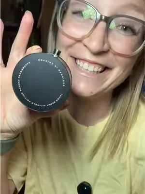 I have a secret. 🤫 #hypermount #phonemount #phoneholder #dealsforyoudays #momhack 