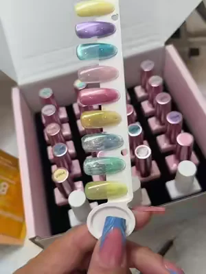 Colección de geles . #DealsForYouDays  #uñasencasa  #uñasdecoradas  #gelpolish  #uñasdecoradas 