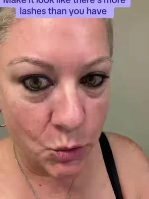This Badi Lash mascara makes me look like I actually have some eyelashes. #kulfi #kulfibadilashmascara #tubingmascara #DailyRoutine #dealsforyoudays 