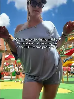 I wasn’t planning on filming this… but halfway through Nintendo World I realized this is the PERFECT vacation outfit. ☀️ Lightweight, oversized in all the right places, comfy enough for miles of walking, and still cute in every photo. I’m wearing a Large (5’4”, 160 lbs) and it’s definitely coming on every trip from now on. 🩵 #vacationoutfit #twopieceset #loungeset #themeparkoutfit #midsizestyle 