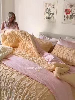the color is “Impala” 🍋 #bedsure #bedsurecomforter #bohocomforter #yellowbedroom #bedsurecomforterset 