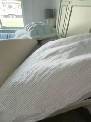 These organic cotton percale sheets are crisp, breathable, and perfect for hot sleepers 🛏️✨ Soft, cool, and made for a fresh, comfortable night’s sleep. #organiccotton #percalesheets #sheets  ##hotsleeper##bedding