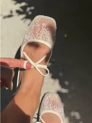 These Mary Jane Ballerina Ballet Flats are everything and more 😮‍💨 #balletflats #balletshoes #maryjaneshoes #shoesforwomen #flats 