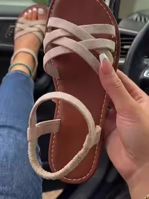 The product is in the cart, my dear friends. #womensandal #sandals #womensandals #sandalsforwomen #sandal 