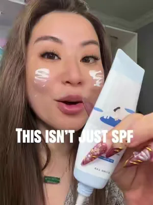 When your spf is spfing with Pdrn  @ROUND LAB #roundlab #sunserum #pdrn #spf50 #antigingsunscreen