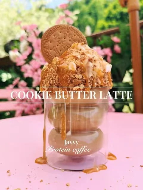 Who said protein can't be delicious?! 🤩 With 10g of protein, 80mg of clean caffeine, prebiotics & MCTs per scoop, plus no artificial sweeteners or added sugar, getting your protein in has never been easier or tastier! And guess what? Javvy now has a Cookie Butter flavor! 🍪☕️ #ProteinCoffee #Javvy #javvyblitz #CookieButterLatte #DeliciousProtein 