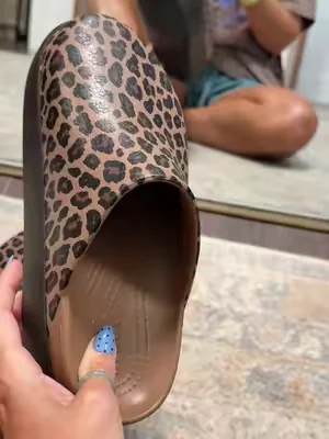 Leopard print, and platform? Take my money. @Crocs 