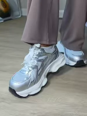 #womenshoes  #workshoes  #safetyshoes  #DealsForYouDays  #tiktokshopcreatorpicks 