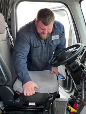 "Utilizo este cojín durante sesiones prolongadas y mejora significativamente mi comodidad al sentarme."#cushion #drive