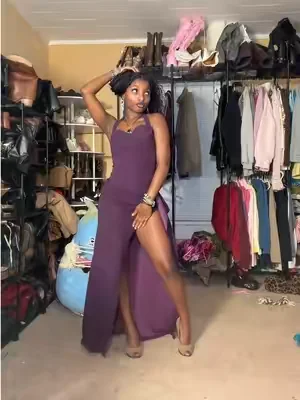 What a dress, the slit of def my fav part 😩 #dress #dresstryon #fyp #fypシ゚ #viral 
