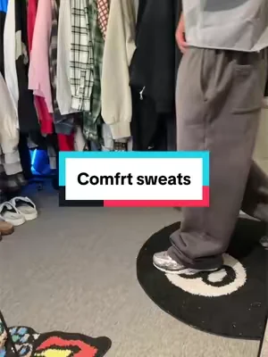Their soo elite. #comfrt #comfrtsweatpants 