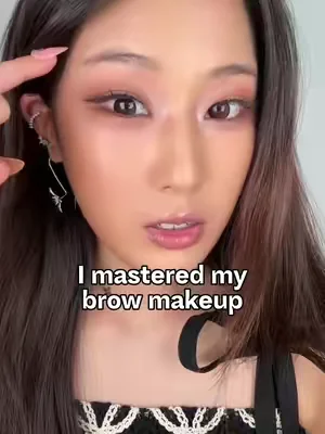 so glad I mastered my brow makeup 😫  @Anastasia Beverly Hills #anastasia #browtutorial #makeuptutorial #makeup #eyebrows 