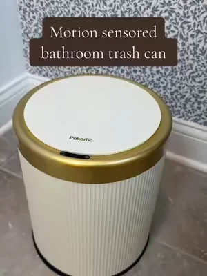 This makes my bathroom look so much more clean, and I love knowing that no one has to look inside a dirty trashcan or touch it when they go to the bathroom ✨ #bathroommusthave #touchlesstrashcan #bathroomtrashcan #motionsensortrash #homeessentials