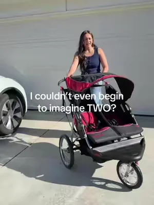 The most recommended to me by moms of two! #doublestroller #momsof2 #stroller #moms @Baby Trend 