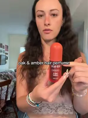 It smells amazing #hairperfume #hairtok #hairproducts #fragrance #hairstyle 