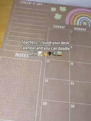 Adorable desk calendar 🎀🚌💅🏻@Hadley Designs #backtoschoolshopping #teachersoftiktok 