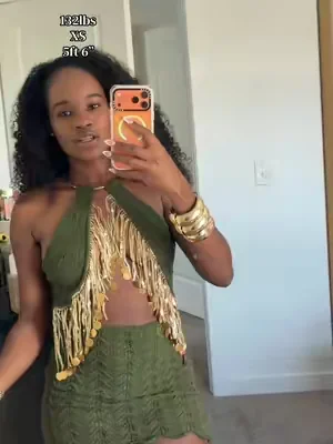#dealsforyoudays #summeroutfits #vacationoutfits #minidress 