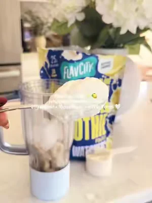 If you love lemon desserts, you have to try the new FlavCity x WW Whipped Lemonade Protein Smoothie! 🍋 It seriously tastes like lemon meringue pie while packing 25g of protein, 10g of collagen, and it’s just 4 WW Points per serving. Even better, you don’t need a blender—just shake and enjoy! This is a limited-edition summer flavor, so if you’ve been looking for a high-protein, Weight Watchers-friendly drink that tastes like dessert, don’t wait too long. I have a feeling this one is going to sell out quickly! #FlavCity #WeightWatchers #ProteinSmoothie #HighProteinRecipes #TikTokShopFinds 