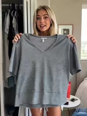 The perfect comfy tee does exist. 😭 So lightweight, breathable, and soft. 10/10 recommend! ✨
#musthaves #summeressentials #styleinspo #tryon #xyzbca