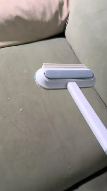 This thing is amazing!! #cathairremoval 