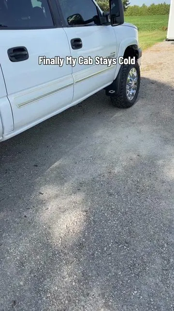 The air in my truck does not work good so thankfully, I have this portable AC fan for my truck! #tiktokshopjumpstartsale #carfan #cliponfan #portablefan #caraccessories 