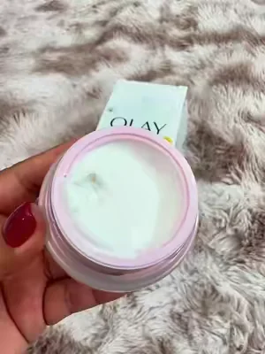 Crema Facial Hidratante Ultraligera con SPF 30 | Cuidado Diario crema hidratante con spf, crema facial spf 30, hidratante ligera para el rostro, crema de día con niacinamida, protección solar diaria #tiktokcreatorpicks #DealsForYouDays #OlaySuperCream #CremaConSPF #CuidadoDeLaPiel