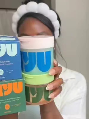 A new Exfoliating cleansing pad for acne prone skin from JIYU! These things are magic!  #exfoliation #acneproneskin #jiyu #skincare #cleansing 