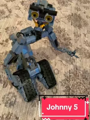 Only 3 days it took him to build…Johnny 5 will give so many days of enjoyment #johnny5 #buildingblocks #legos #technic  #giftsforhim 