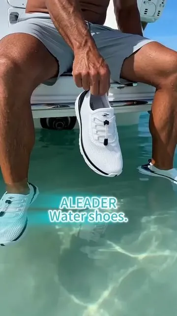 Stopsliding,startlookingfly.⚡️Fromslipperypooldeckstocitystreets,thesearetheultimatetechwearupgrade.Thatgripisnojoke.😤Getyoursbeforethey’regone!#techwear#clogs#summeressentials#slipproof#ootdmen
