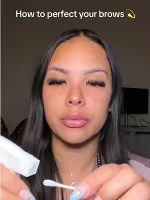 #eyebrowtutorial #eyebrowshaping #eyebrows #eyebrowsonfleek #makeup 