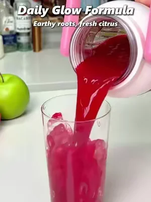 🫜🥕🍊If you’re still buying store juice, you might want to see this. #summerwins #DealsForYouDays #portableblender #juicerecipe #zhenmi