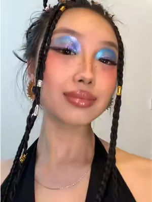 Blue rainbow eyeshadow is so ethereal🪼✨🪽#ourbella #rainboweyeshadow #eyeshadow #blueglitter #glitterislife 