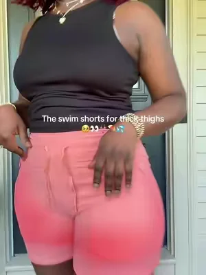Super stretch as well! #swimshorts #summerwins #swimming #summertimechallenge #thickthigh 