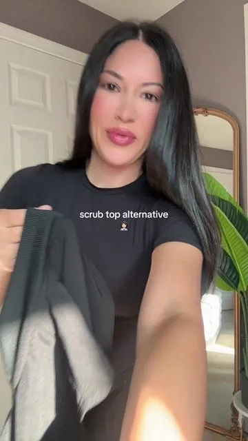 Wearing size XS 👩🏻‍⚕️ 10/10 quality 😍 @CozyScrubs #nurse #scrubs #scrublife #scrublife #medicalassistant 