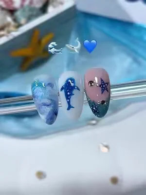 Come create this ocean-inspired nail set with me. 🌊🐬💙 Usin Beetles Glacier Diamond Gel Polish Set and Beetles Blooming Gel #weeklydeals #summeressentials  #summerwins   #DealsForYouDays   #BeetlesSummerDrop 