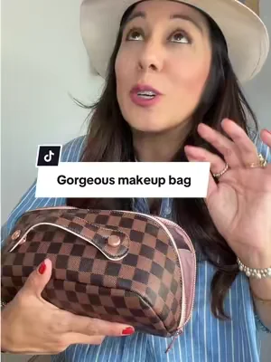 NEW!!! Cutest checkered  bag for makeup and your carry all! Grab it before it’s gone! #checkeredmakeupbag #cosmeticbag #luxurymakeupbag #tiktokshopcreatorpicks #dealforyoudays @DAILY RITMO 
