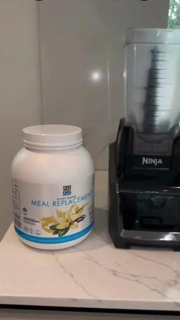 Greens + Protein @Yes You Can Nutrition 