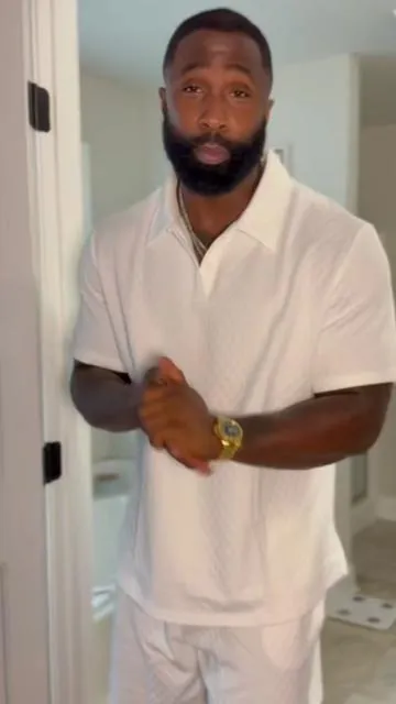 Fellas I found us a cool 2 piece set. Different color options available click the link.