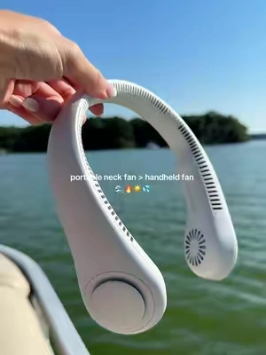 Neck fans are elite 💨🌊☀️🔥 