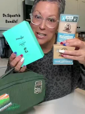 @Dr. Squatch 10/10 recommend! It’s Christmas in July so never too early to start shopping for Christmas presents! #drsquatch #drsquatchbundle 