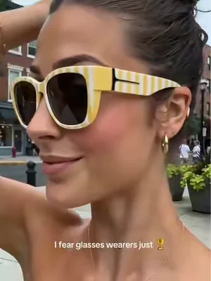 These fit-over sunglasses instantly became my favourite summer find. #fitoversunglasses #glassesgirl #summermusthave #viralfinds #foryoupage 
