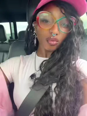 I’m wearing the shade, Diva, in this video! #speaklove #lipgloss #luxurylipgloss #fypシ゚ #fyp 