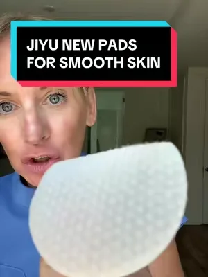 I didn’t want to like these #jiyu #cleansingpads #exfoliation #koreanskincare #kbeauty 
