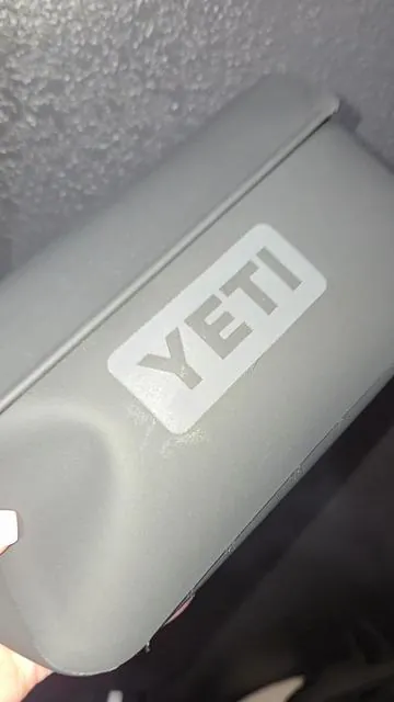 #tiktokshopcreatorpicks #yeti #builtforthewild #yeticaminocarryall #yetisidekick 